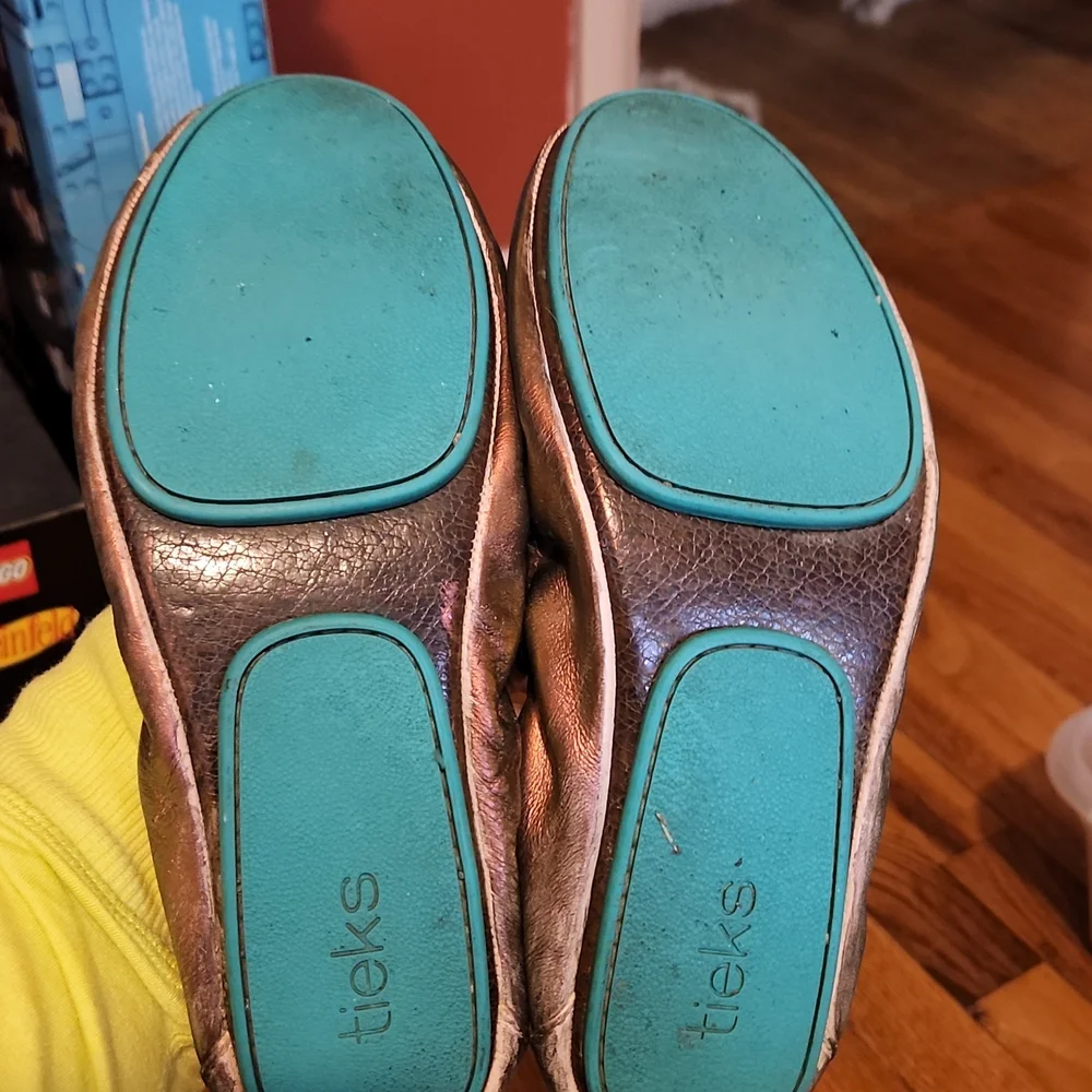 Color shift tieks - Picture 4 of 5
